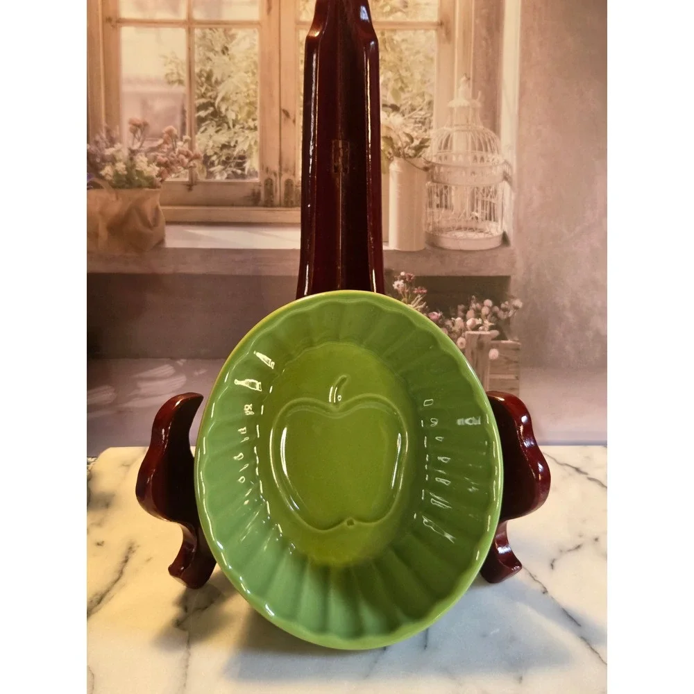 Apple Green Ceramic Fluted Bowl with Embossed Apple Design 7 Inch Small Serving
